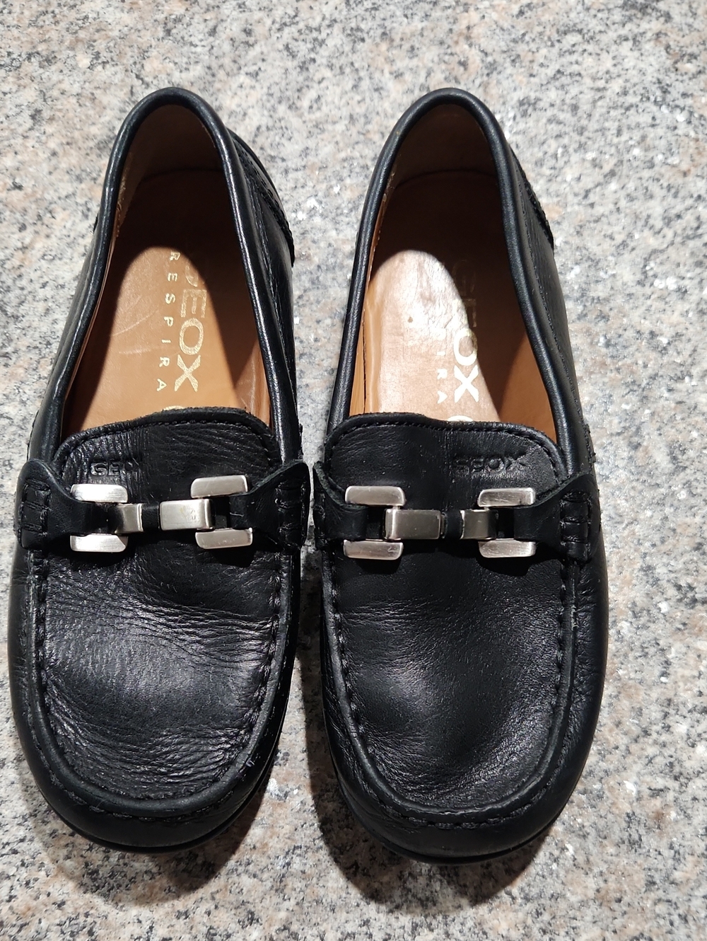 Geox Respira Black Leather Kids Loafers with Silver Buckle Size EU 28 US 10.5